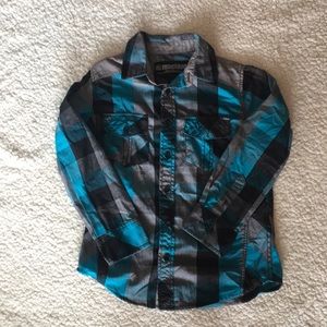 Bundle of 4 Long sleeve shirts boys